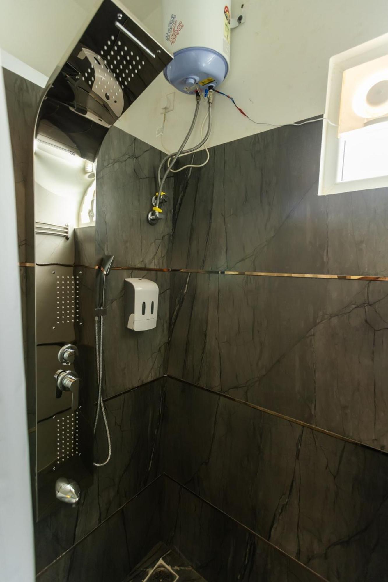 Bharath Pods Bed & Breakfast Coimbatore Exterior foto